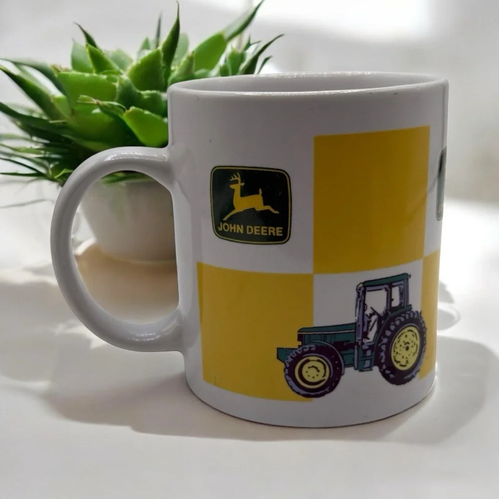 JOHN DEERE “NOTHING RUNS LIKE A DEERE” TRACTOR MUG BY GIBSON